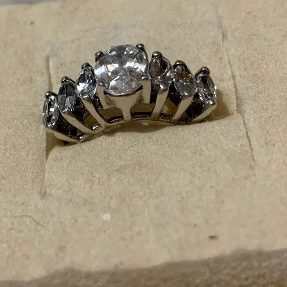 Sterling Silver 925JA Graduated Marquise Cut CZ Ring size 7 - Picture 7 of 13